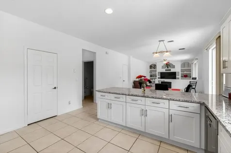 6305 Blue Bay Circle Lake Worth FL 33467