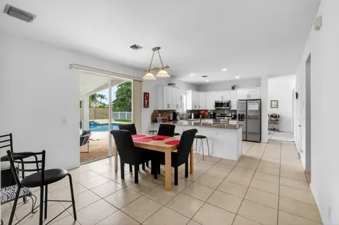 6305 Blue Bay Circle Lake Worth FL 33467