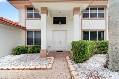 6305 Blue Bay Circle Lake Worth FL 33467