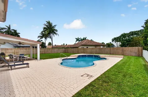6305 Blue Bay Circle Lake Worth FL 33467