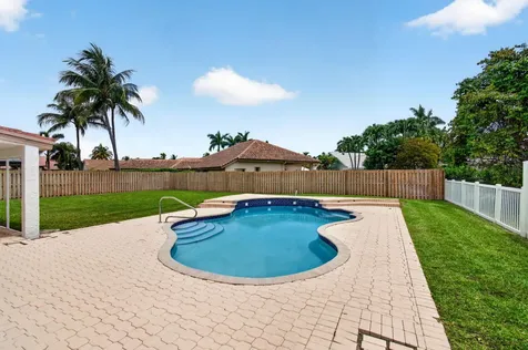 6305 Blue Bay Circle Lake Worth FL 33467