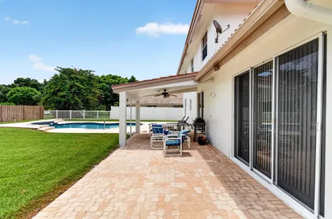 6305 Blue Bay Circle Lake Worth FL 33467