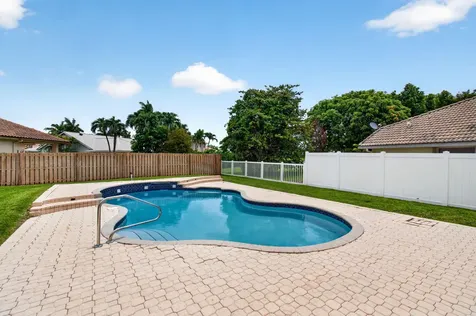 6305 Blue Bay Circle Lake Worth FL 33467