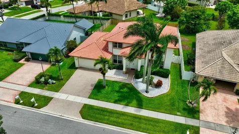 6305 Blue Bay Circle Lake Worth FL 33467