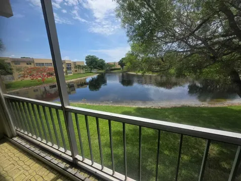 5750 NW 64th Avenue Tamarac FL 33319