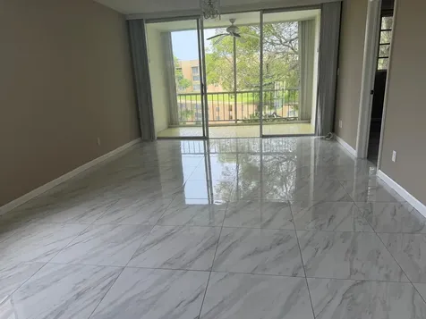 5750 NW 64th Avenue Tamarac FL 33319
