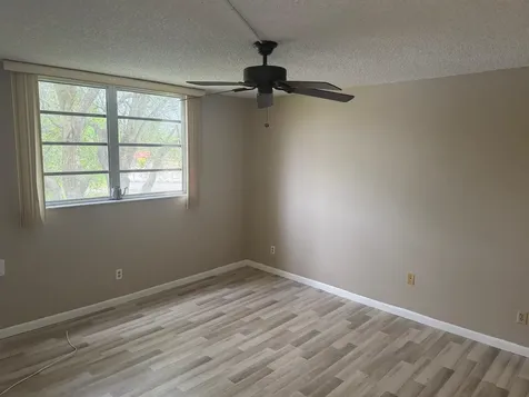 5750 NW 64th Avenue Tamarac FL 33319