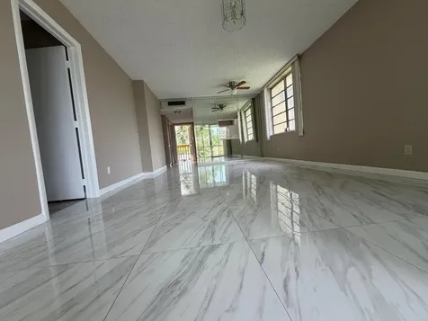 5750 NW 64th Avenue Tamarac FL 33319