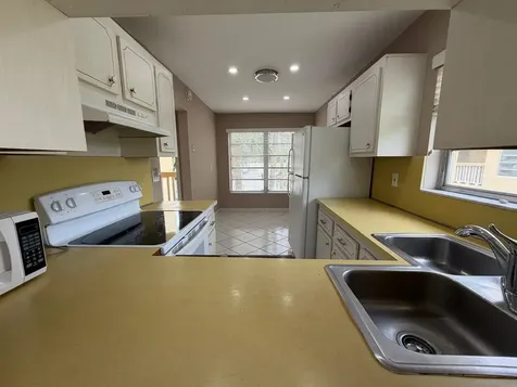 5750 NW 64th Avenue Tamarac FL 33319