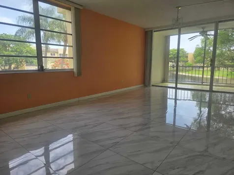 5750 NW 64th Avenue Tamarac FL 33319