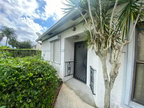 62 Willow Circle Boynton Beach FL 33436