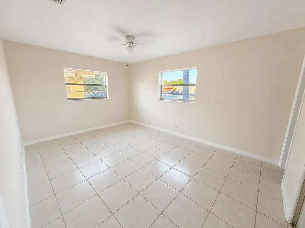 4151 NW 30th Terrace Lauderdale Lakes FL 33309