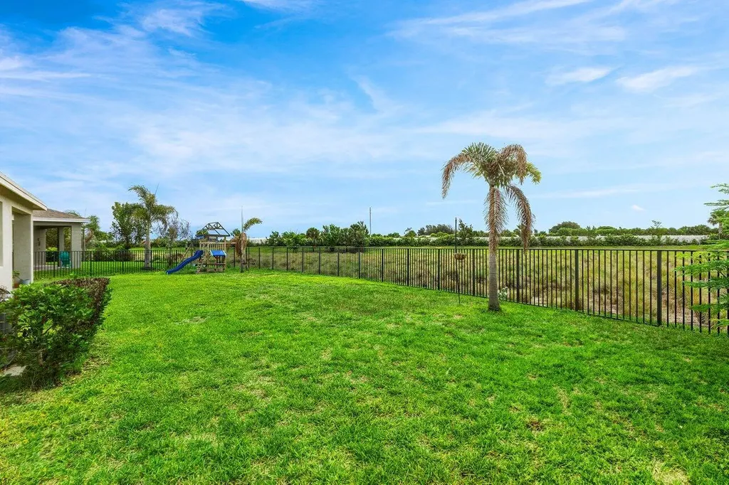 2770 NE Breezeway Circle Ocean Breeze FL 34957