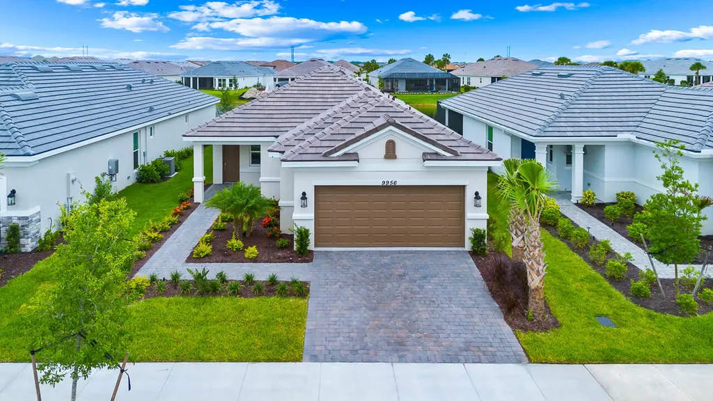 9956 SW Santini Road Port St Lucie FL 34987