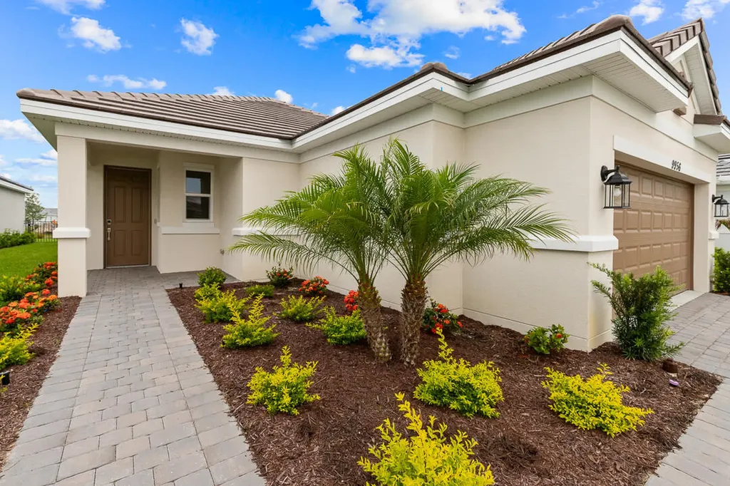 9956 SW Santini Road Port St Lucie FL 34987