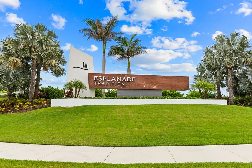 9956 SW Santini Road Port St Lucie FL 34987