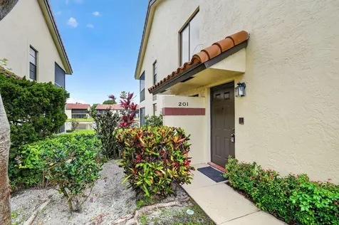 10231 N Circle Lake Drive Boynton Beach FL 33437