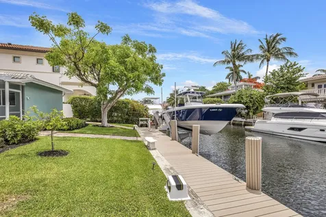 836 NE 72nd Street Boca Raton FL 33487