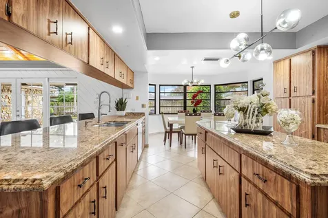1006 SE 6th Street Deerfield Beach FL 33441