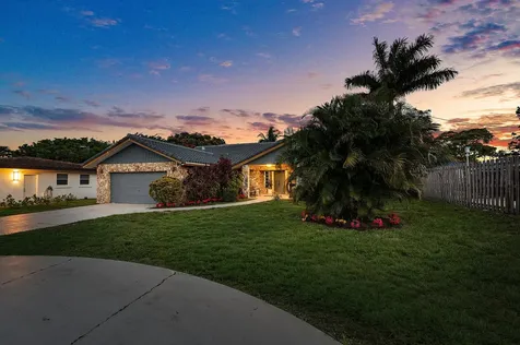 1006 SE 6th Street Deerfield Beach FL 33441