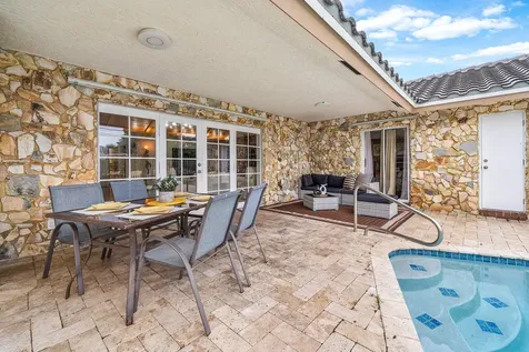 1006 SE 6th Street Deerfield Beach FL 33441