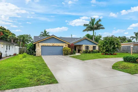 1006 SE 6th Street Deerfield Beach FL 33441