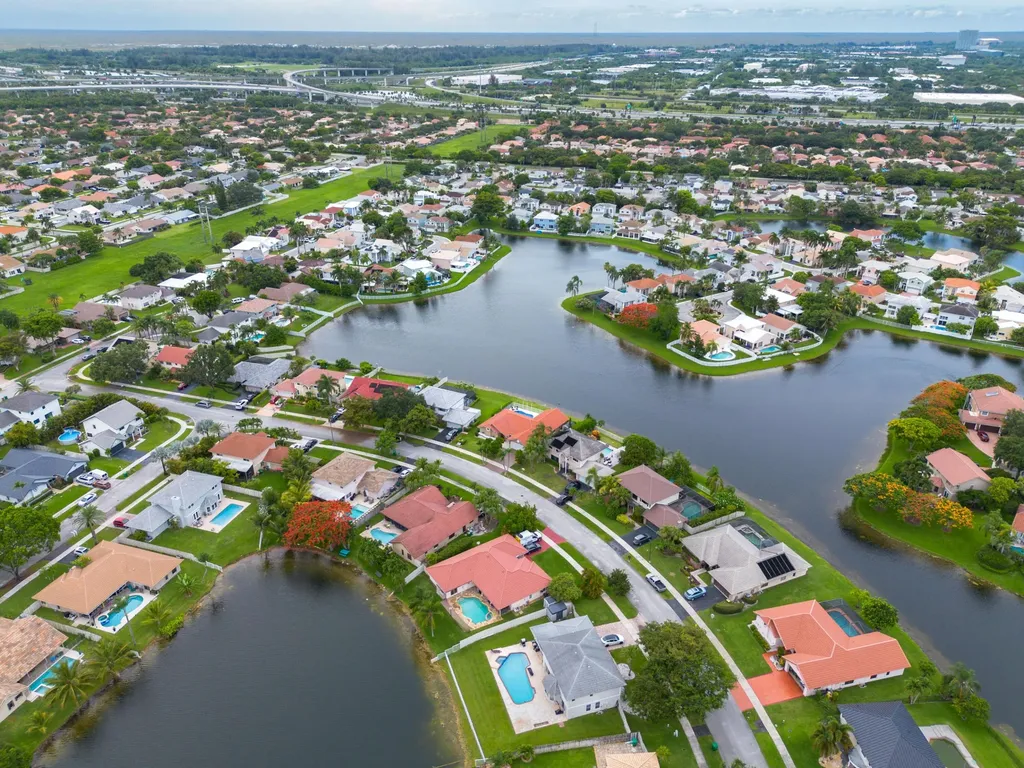 14211 Appalachian Trail Davie FL 33325