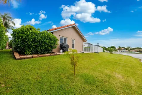 14211 Appalachian Trail Davie FL 33325