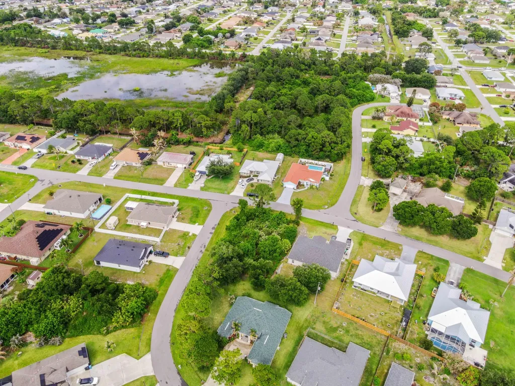 3202 SW Hambrick Street Port St Lucie FL 34953