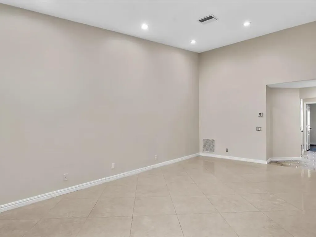 4991 SW 32nd Avenue Dania Beach FL 33312