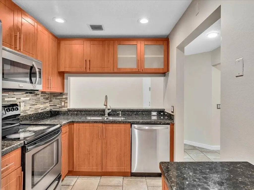 4991 SW 32nd Avenue Dania Beach FL 33312