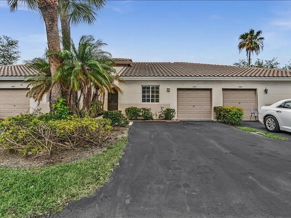 4991 SW 32nd Avenue Dania Beach FL 33312