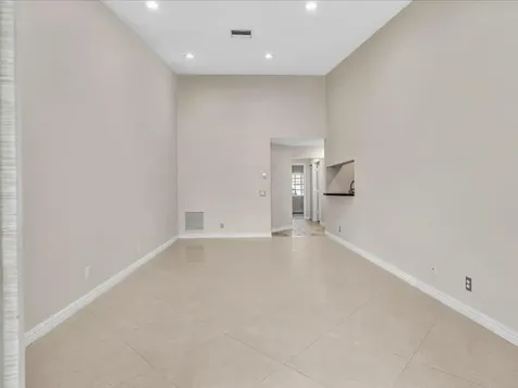 4991 SW 32nd Avenue Dania Beach FL 33312