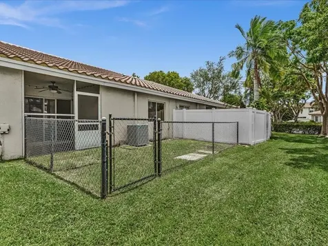 4991 SW 32nd Avenue Dania Beach FL 33312