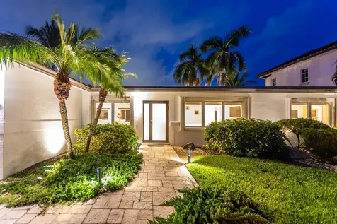 817 NE 71st Street Boca Raton FL 33487