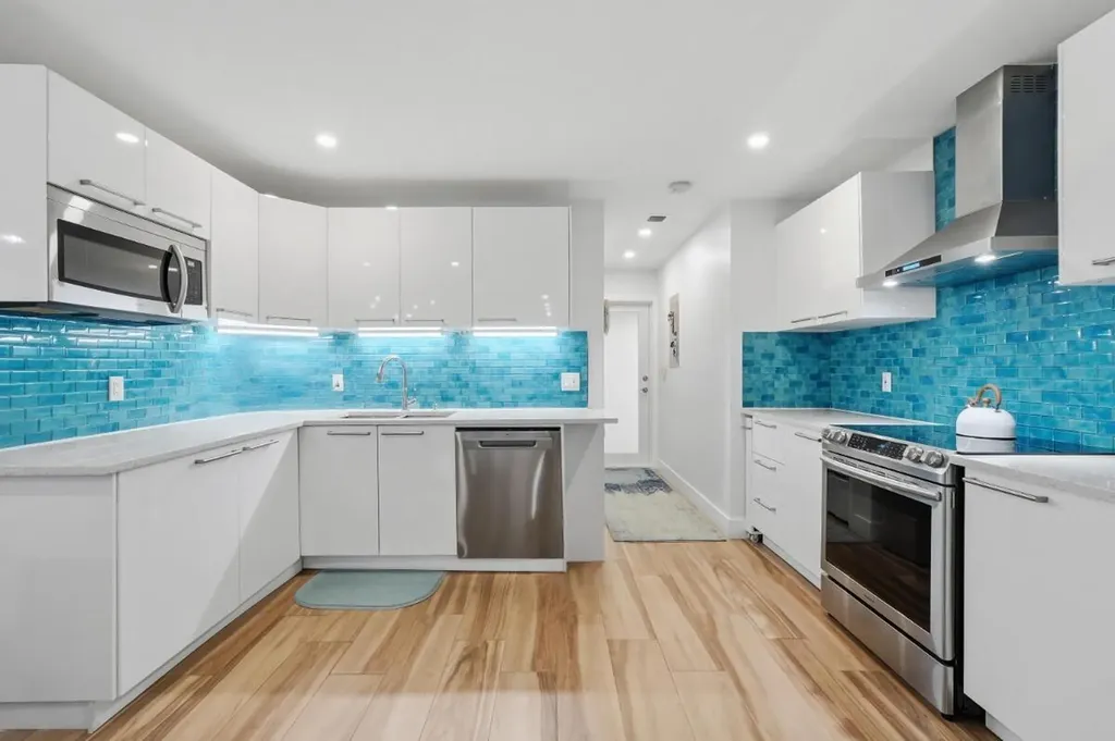 904 W Cypress Lane Pompano Beach FL 33069
