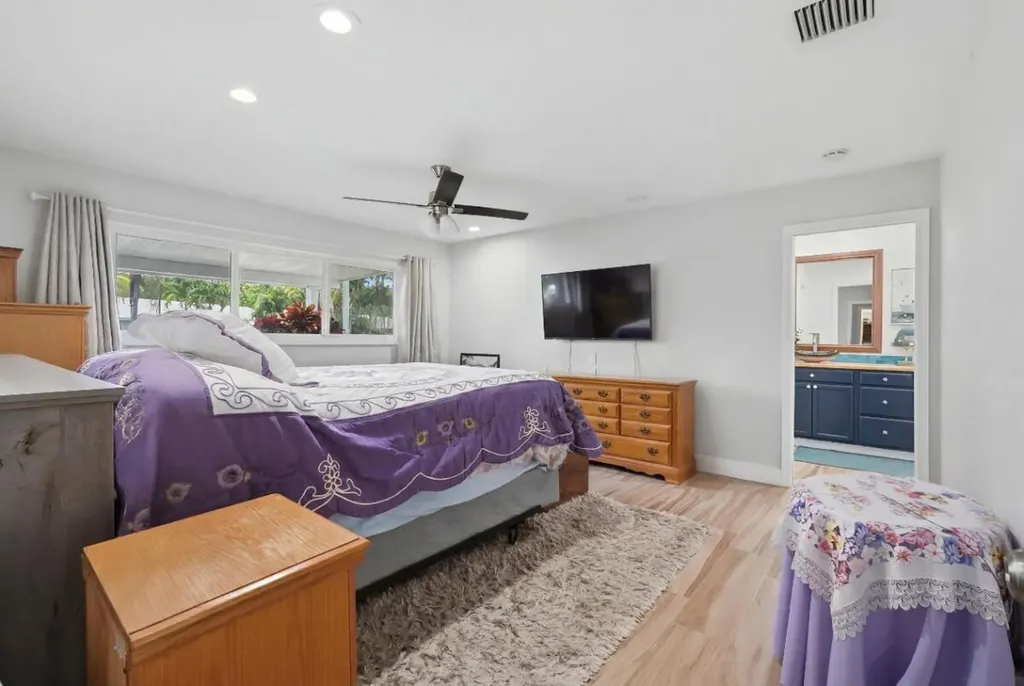 904 W Cypress Lane Pompano Beach FL 33069