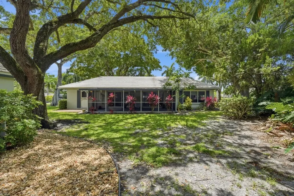 904 W Cypress Lane Pompano Beach FL 33069