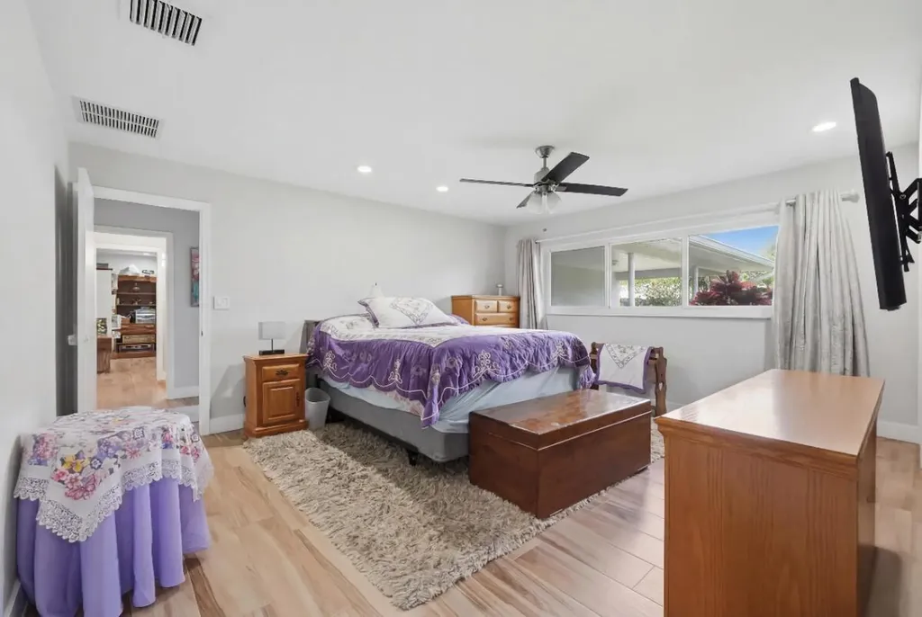 904 W Cypress Lane Pompano Beach FL 33069