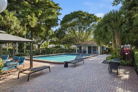 904 W Cypress Lane Pompano Beach FL 33069