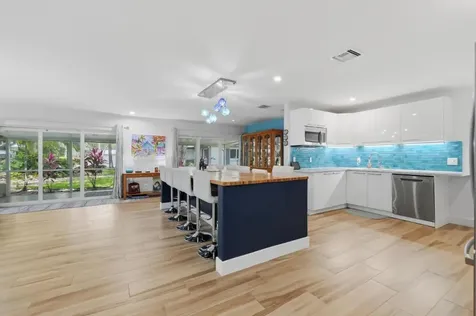 904 W Cypress Lane Pompano Beach FL 33069