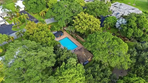 904 W Cypress Lane Pompano Beach FL 33069