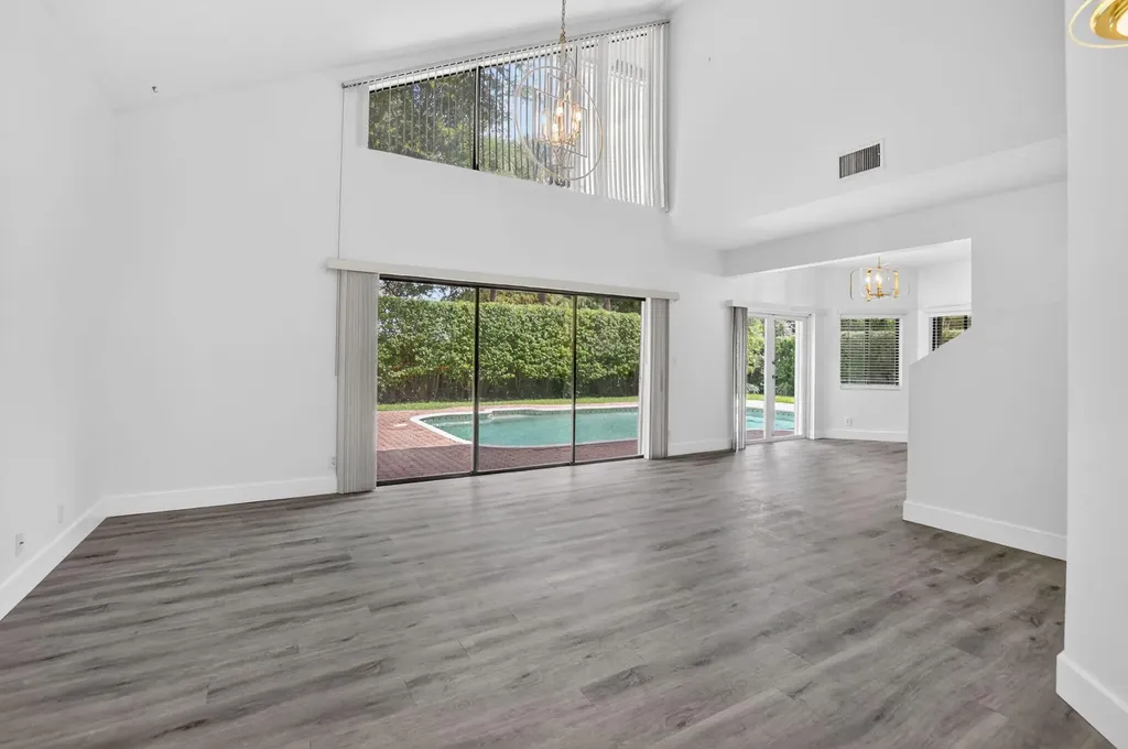 6088 Vista Linda Lane Boca Raton FL 33433
