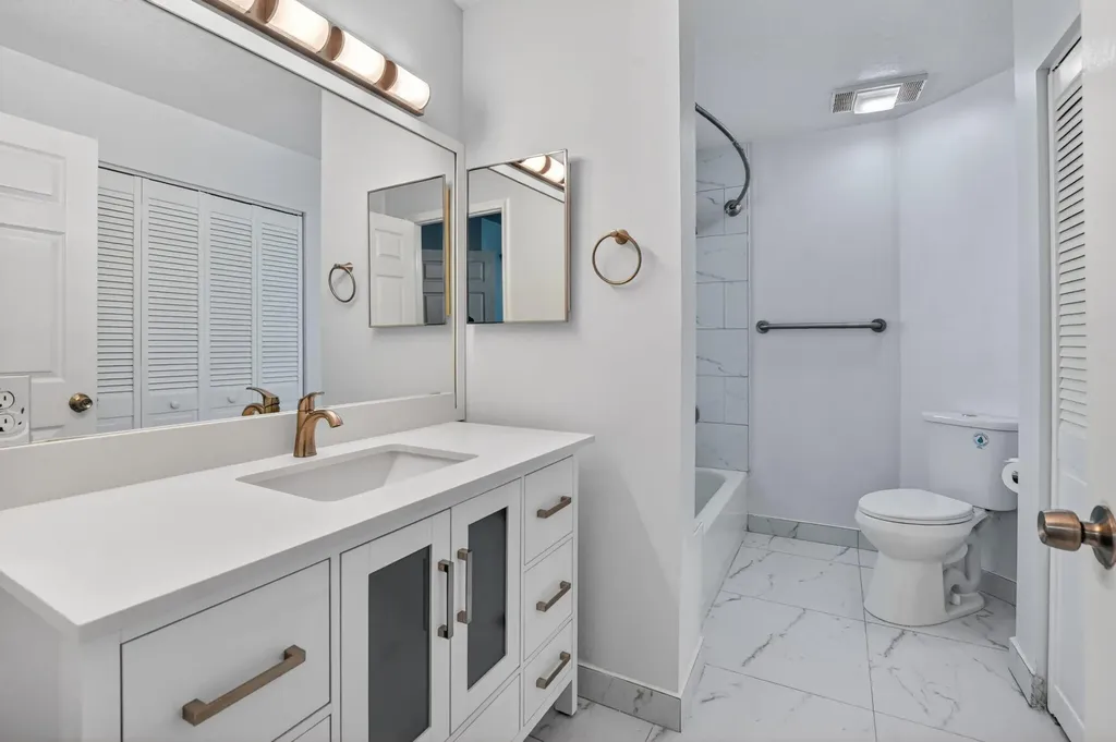 6088 Vista Linda Lane Boca Raton FL 33433