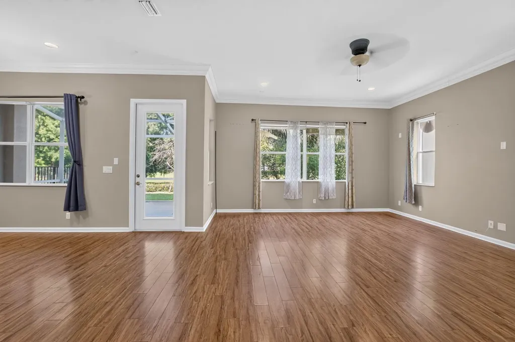 1088 Grove Park Circle Boynton Beach FL 33436