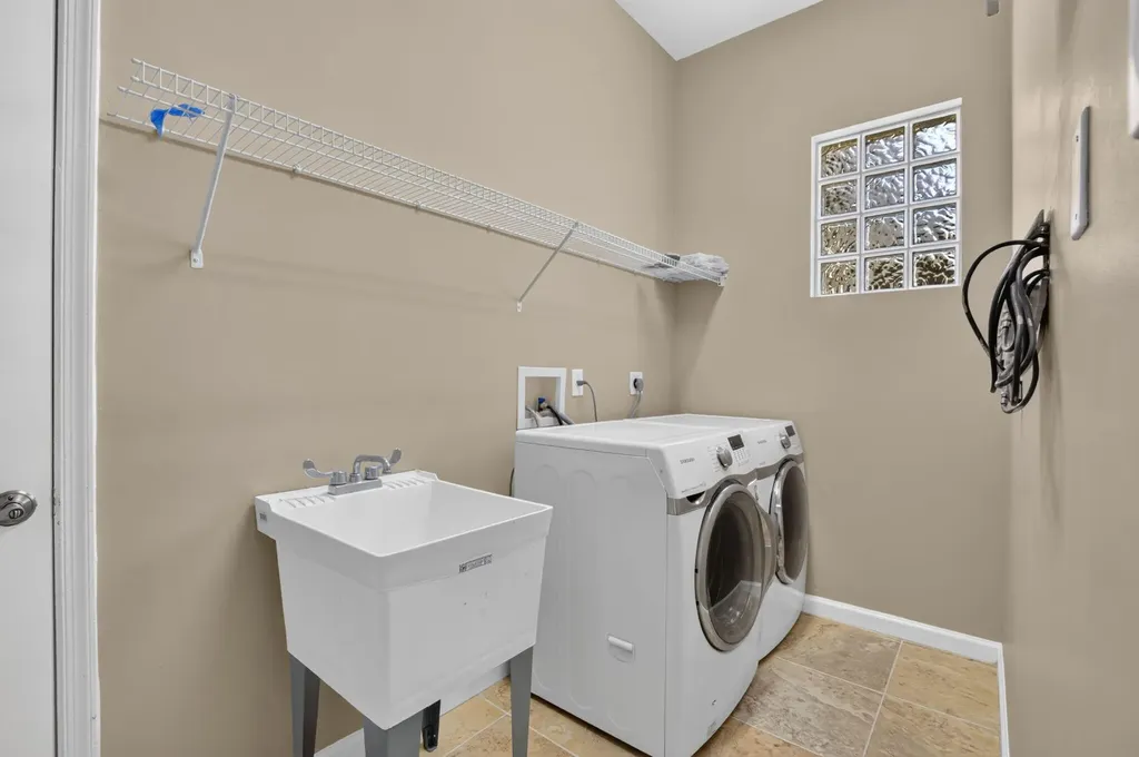 1088 Grove Park Circle Boynton Beach FL 33436