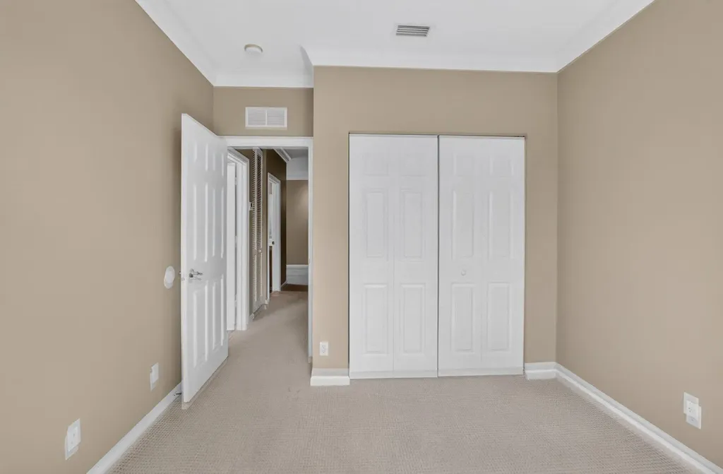 1088 Grove Park Circle Boynton Beach FL 33436