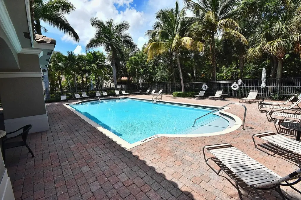 1088 Grove Park Circle Boynton Beach FL 33436