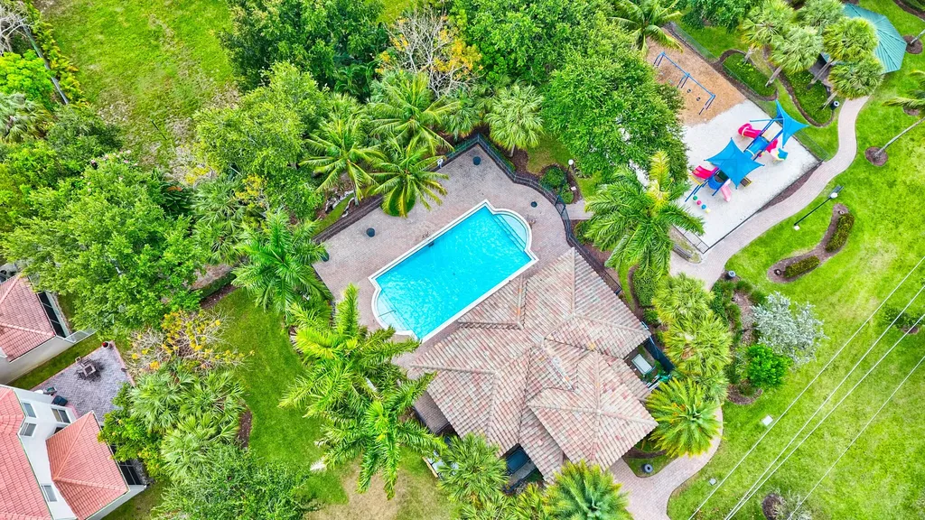 1088 Grove Park Circle Boynton Beach FL 33436
