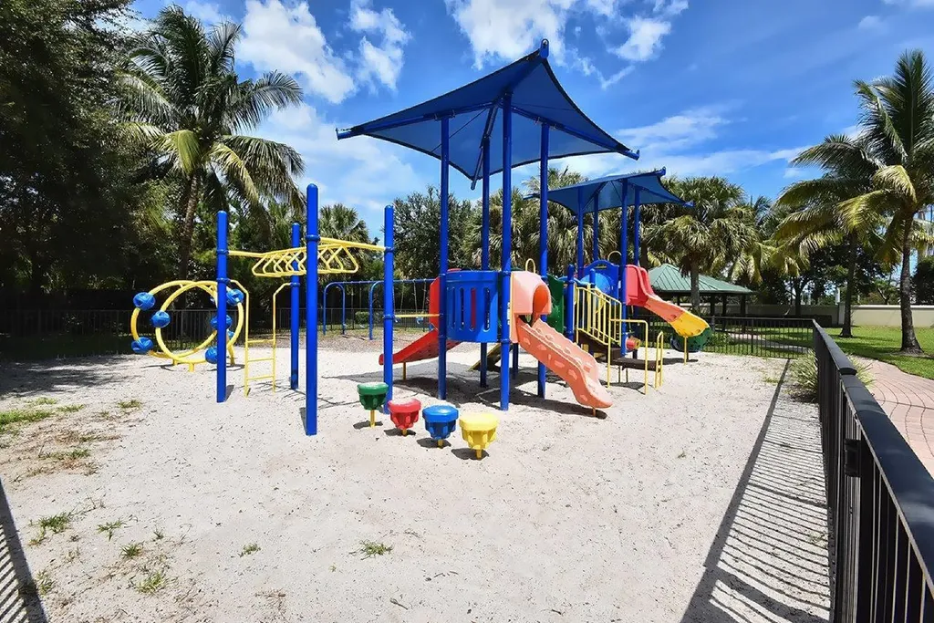 1088 Grove Park Circle Boynton Beach FL 33436